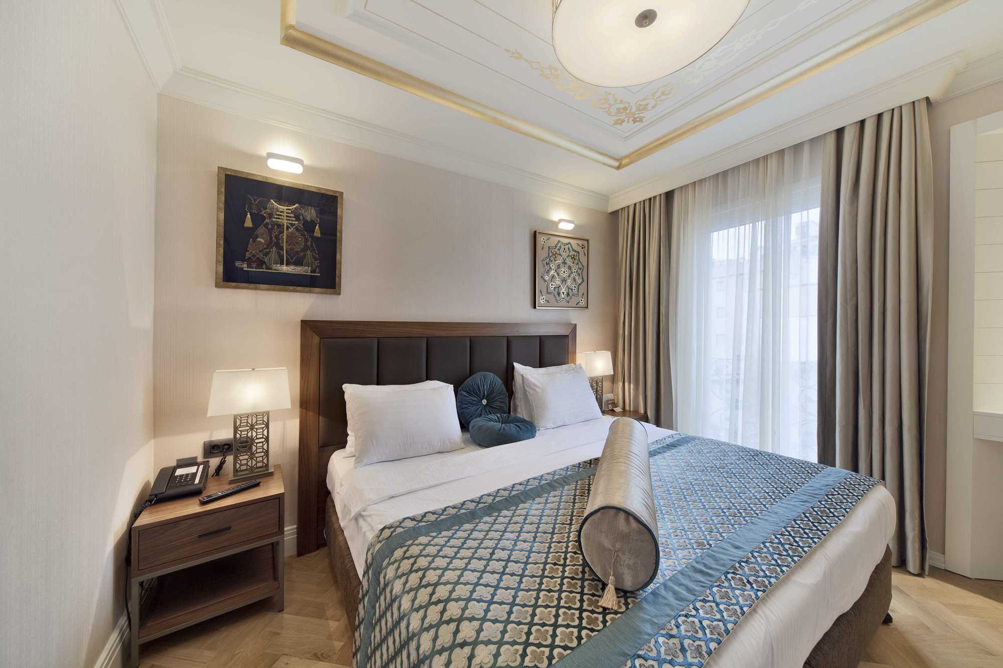 מלון Golden Age Taksim 4*